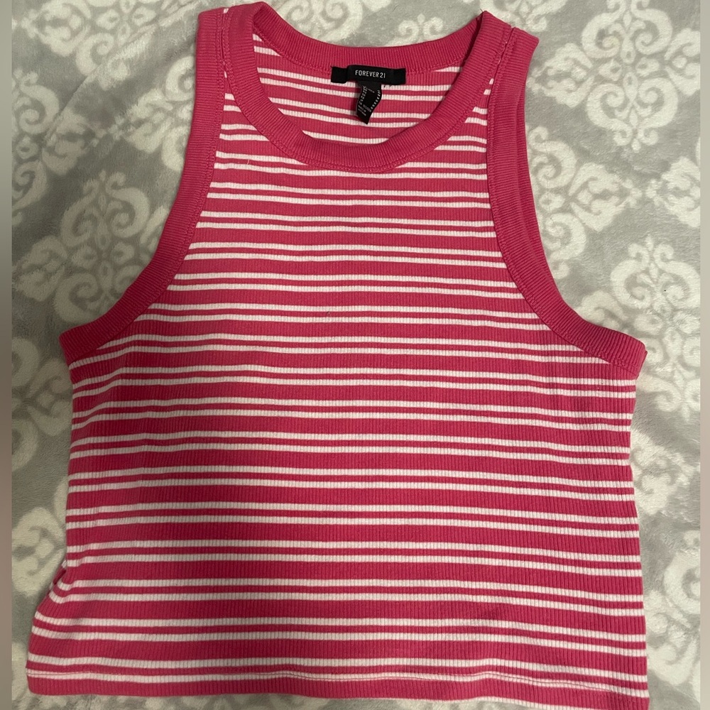 Forever 21 slightly cropped tank
